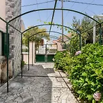 Guestready - Superb House With A Garden & Patio Gasthof Charneca (Setubal)
