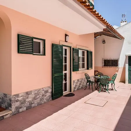 Gasthof Guestready - Superb House With A Garden & Patio 3*