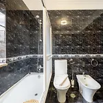 Guestready - Superb House With A Garden & Patio