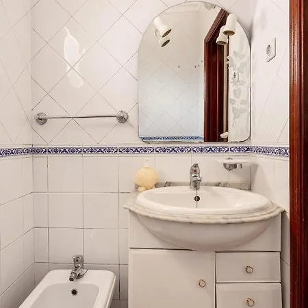 Joivy Superb House With Garden And Patio Charneca (Setubal)
