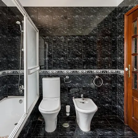 Joivy Superb House With Garden And Patio * Charneca (Setubal)