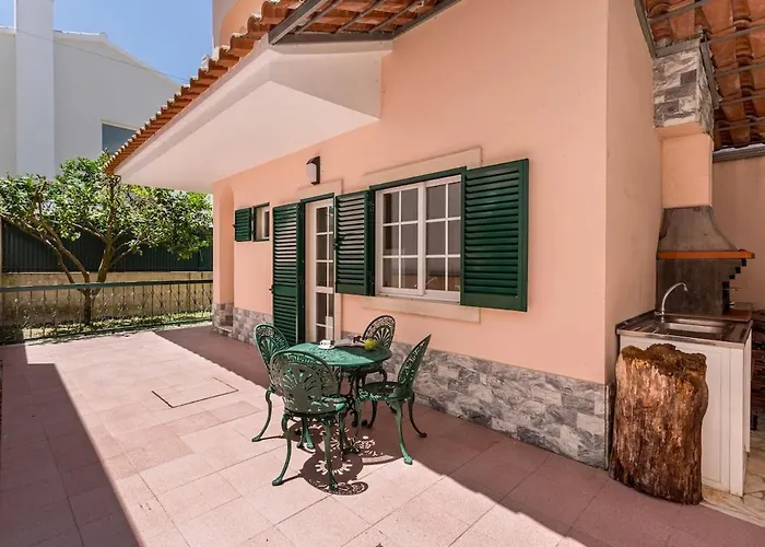Guestready - Superb House With A Garden & Patio Affittacamere Charneca (Setubal)